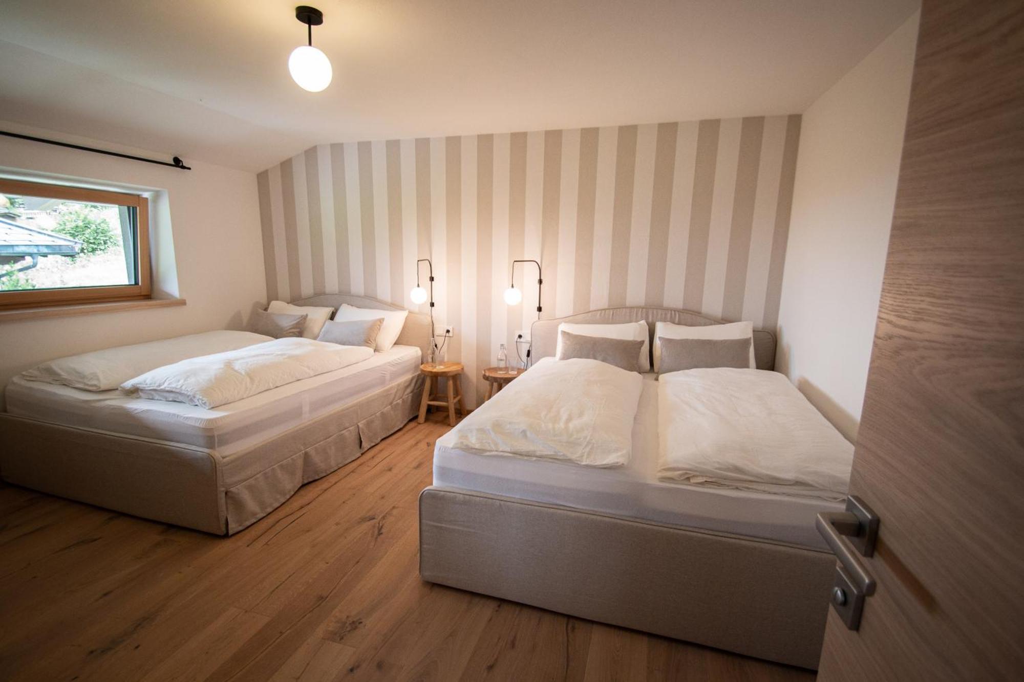 לופר Schoenblick Appartements מראה חיצוני תמונה