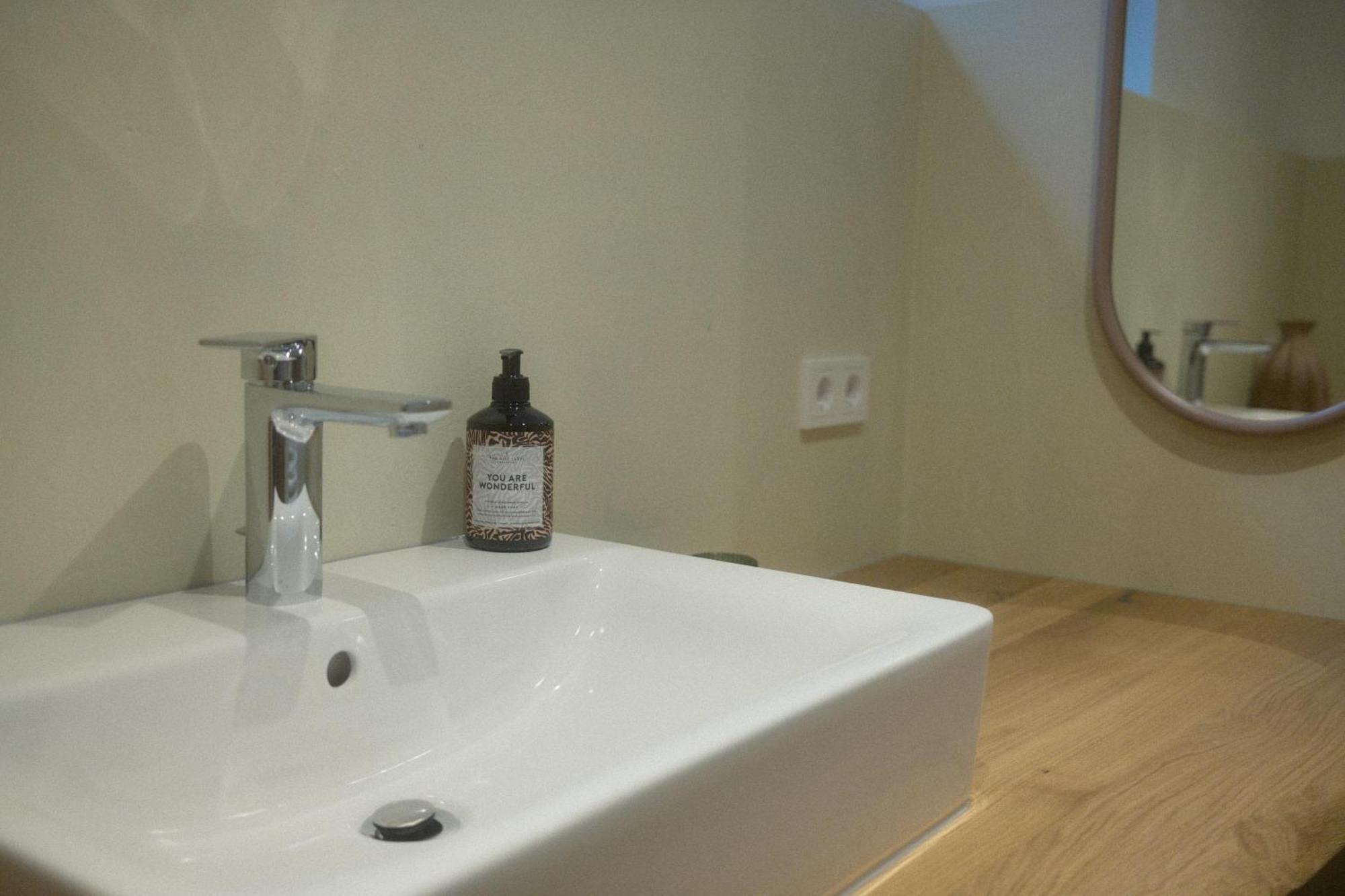 לופר Schoenblick Appartements מראה חיצוני תמונה